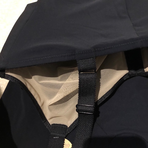 Wacoal Black Bodysuit Shapewear With Minimizer Bra - Picture 5 of 7